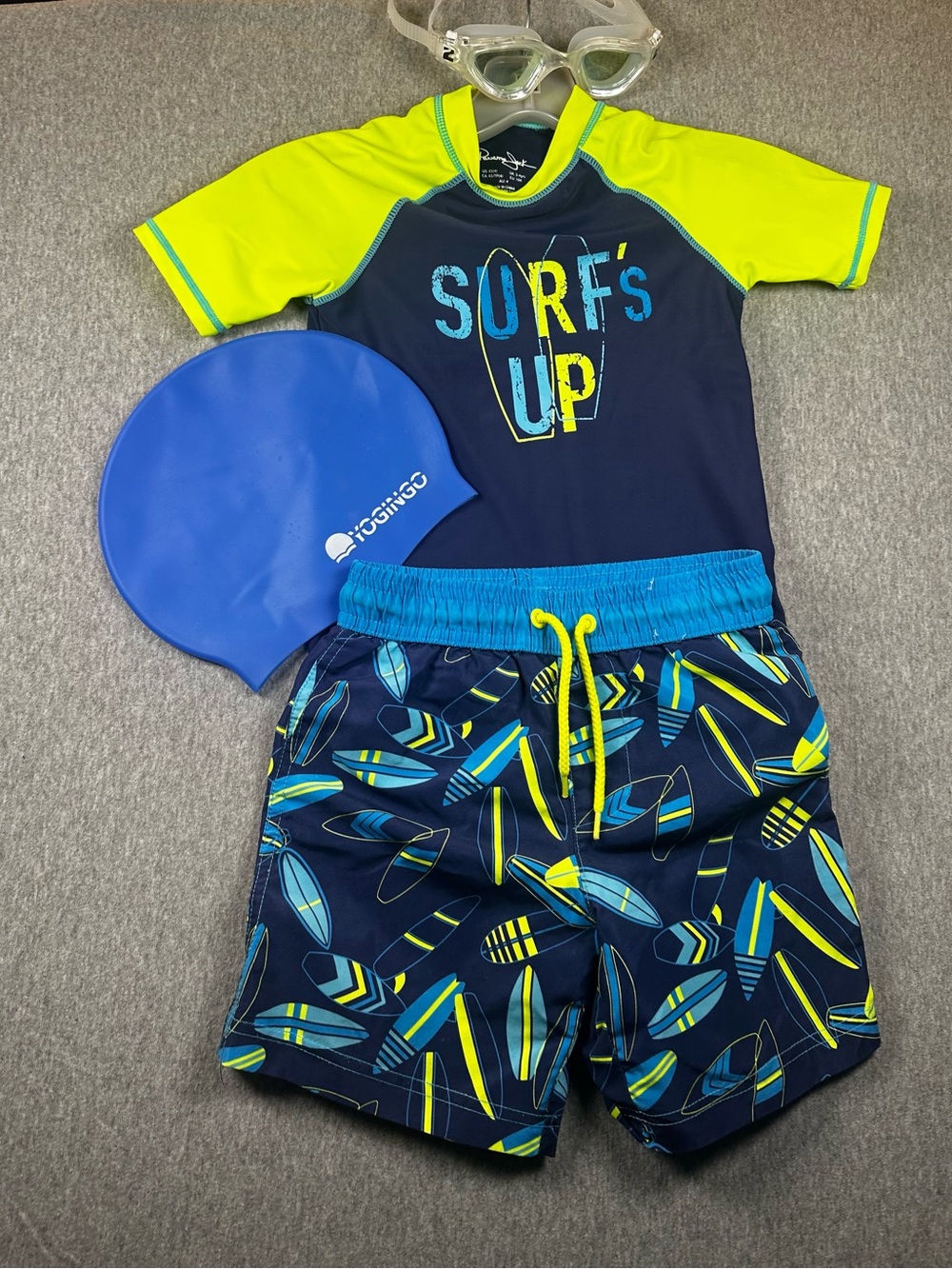 Boys 4-Piece Swim Set Size 4 / XS – Rash Guard, Trunks, Goggles & Swim Cap